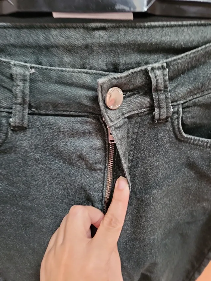 Jean extensible - photo numéro 2