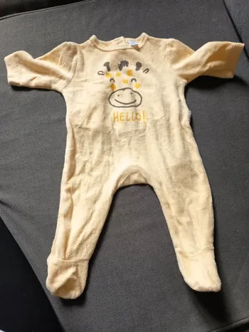 Lot vêtements 1 mois