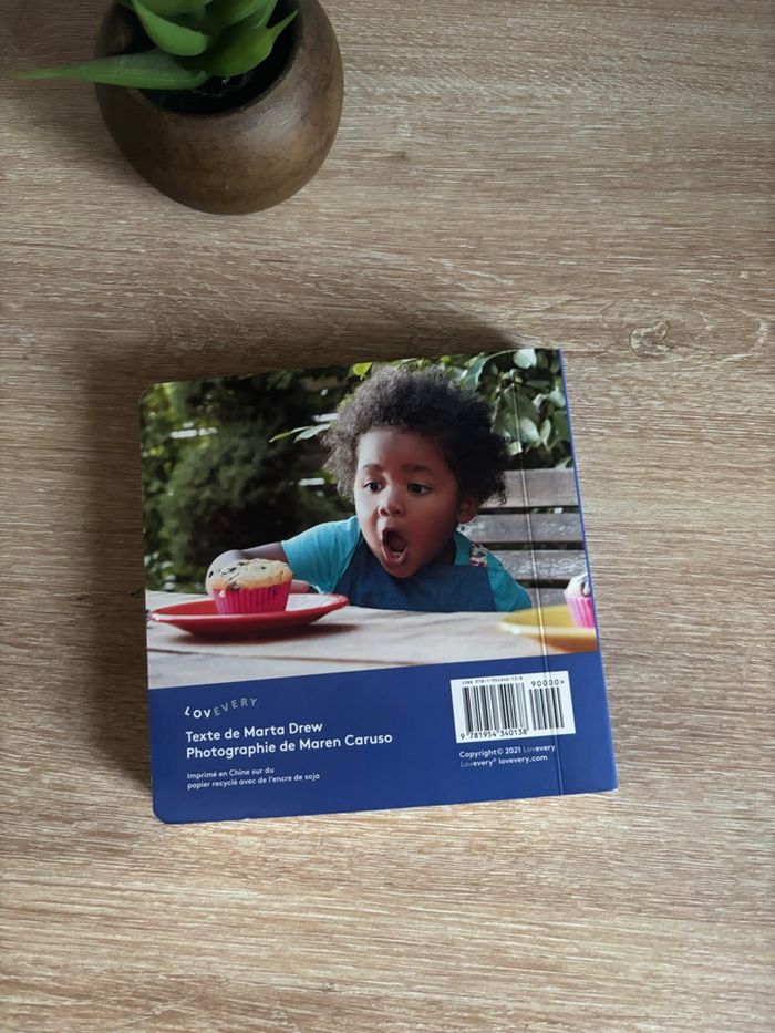 Livre enfant on fait des muffins Lovevery - photo numéro 5