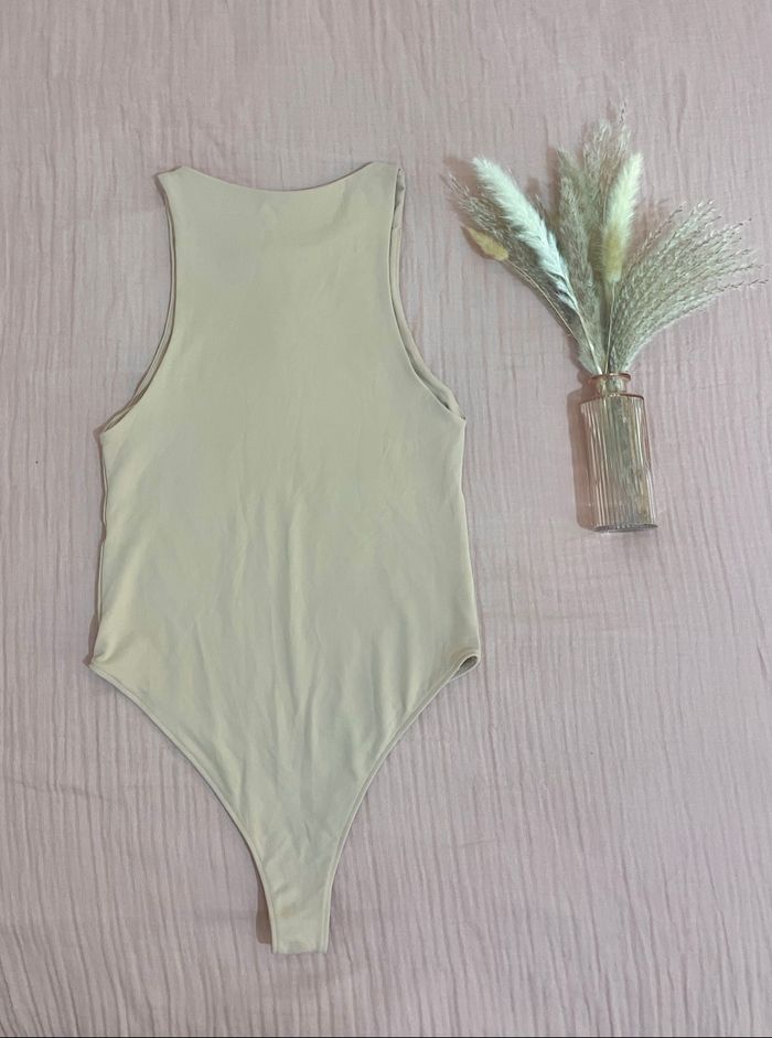 Bodies beige Zara, pour femme - photo numéro 2