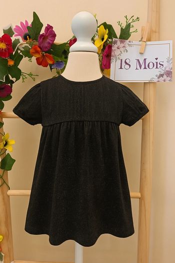 Jolie robe noire brillante 18mois Kiabi