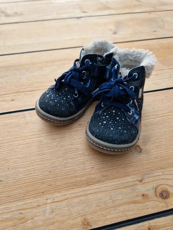 Chaussures bottillons gbb bleu marine Pointure 22