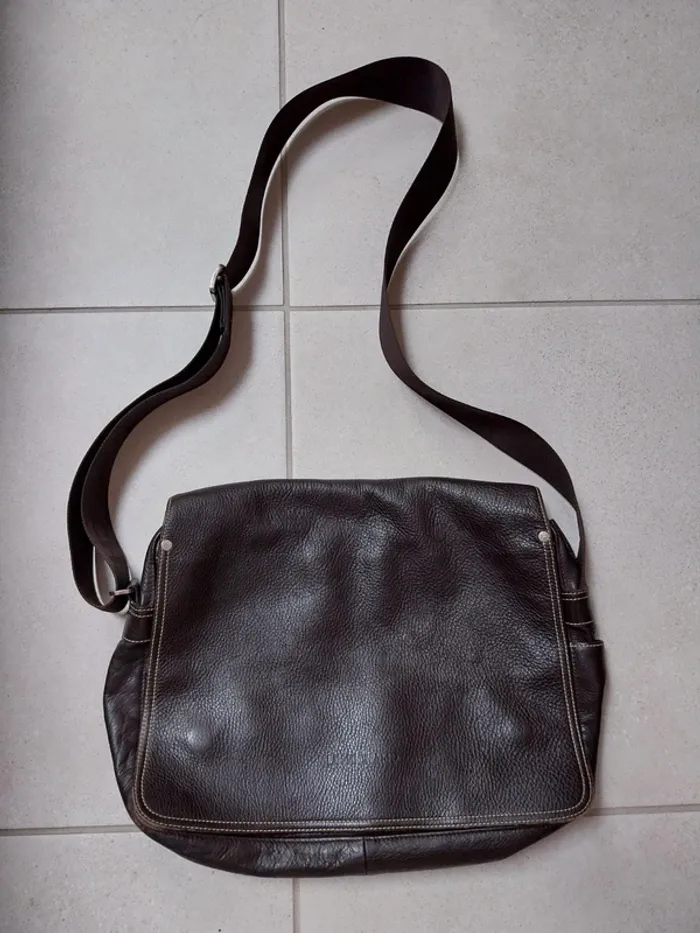 Sacoche en cuir marron foncé Longchamp - photo numéro 2