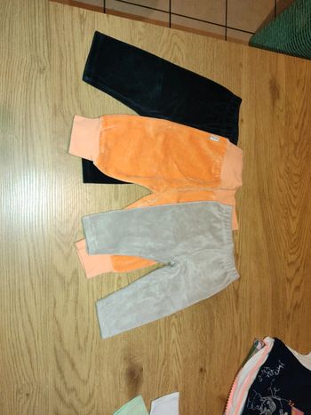 Lot 3 pantalons velours