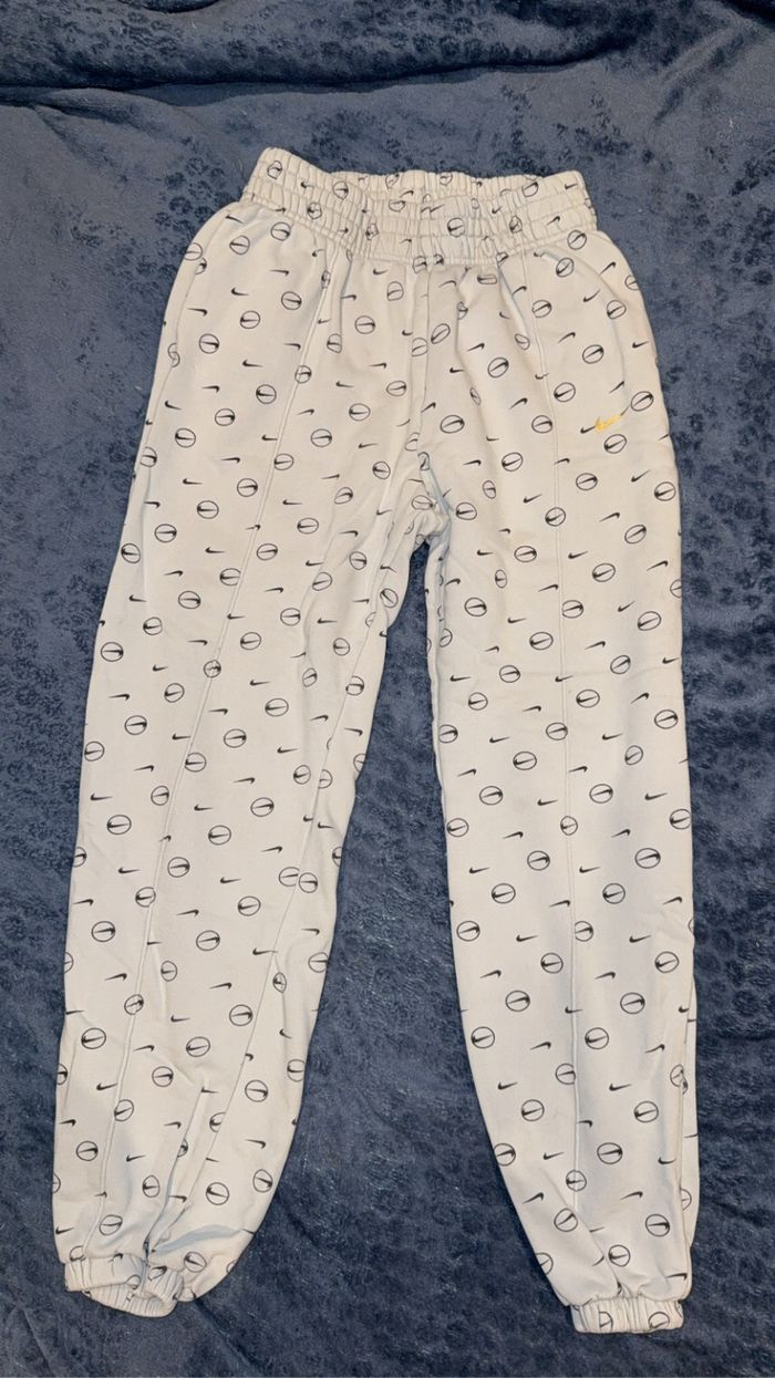 Ensemble Nike