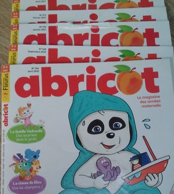 livres magazines "abricot"