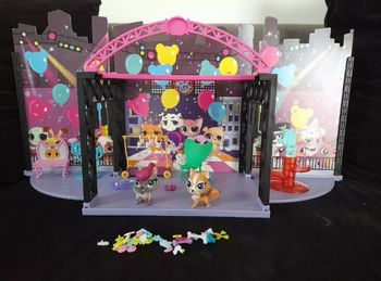 Little petshop La fête très bon état