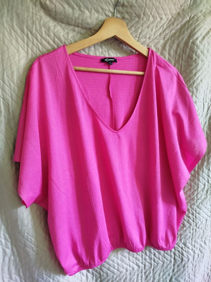 Tee-shirt - photo numéro 1
