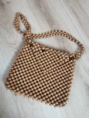 Sac à main en perles de bois à réstaurer