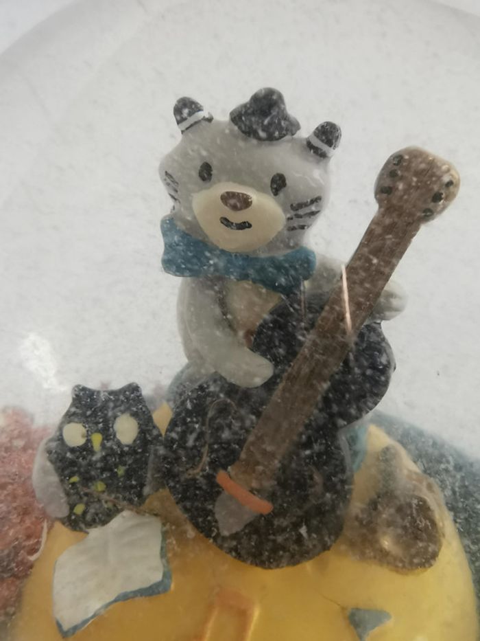 Boule à neige musicale 🎶, collection les moustaches, Moulin Roty - photo numéro 7