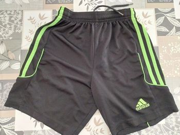 Short adidas