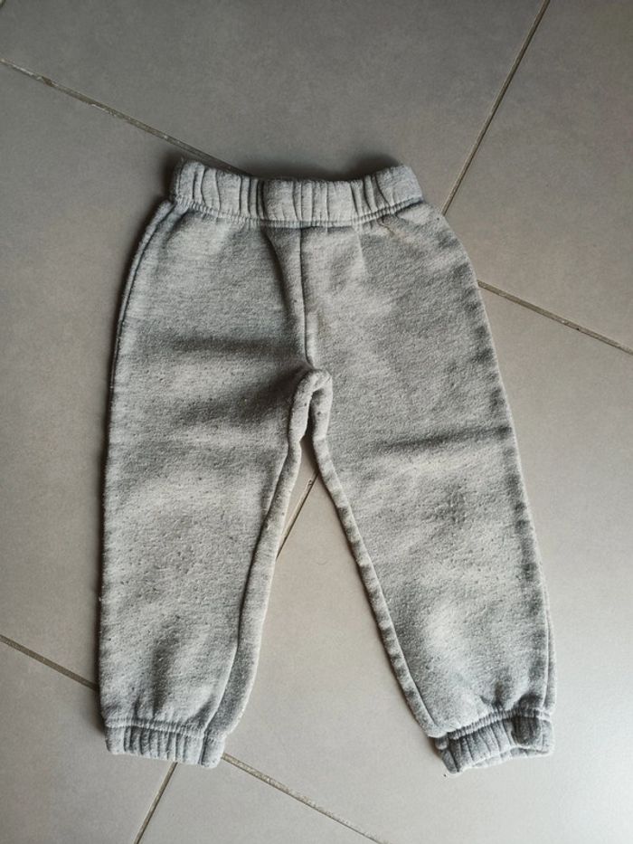 Jogging taille 3 ans