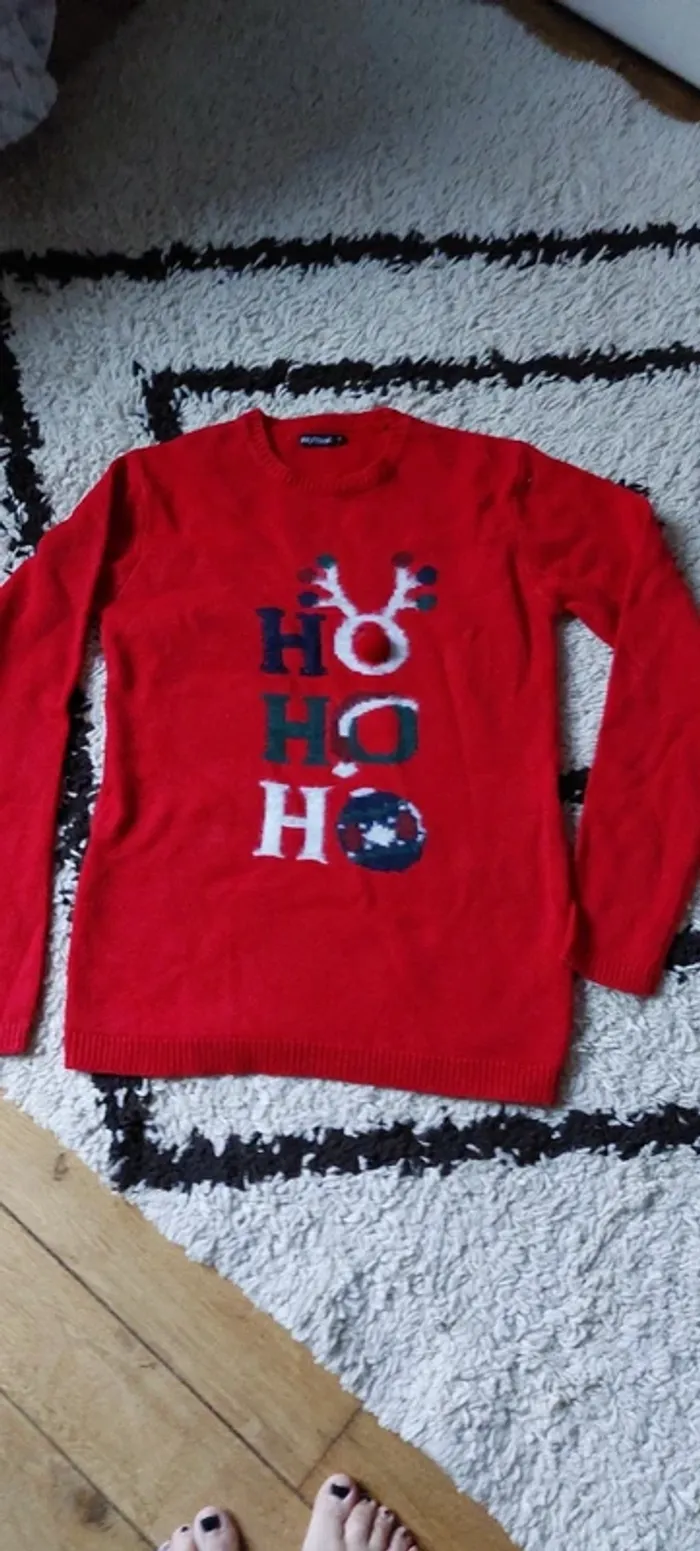 Pull de noel ou pull moche - photo numéro 2