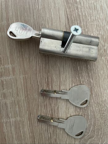 Cylindre Standers avec 5 clés