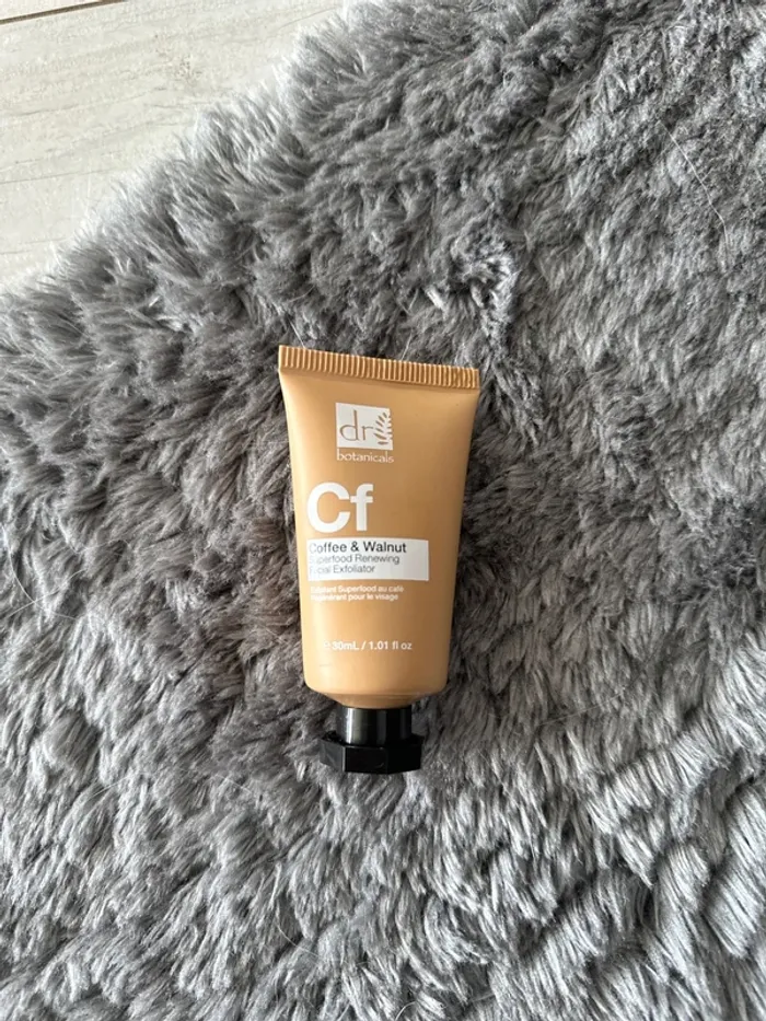 Dr Botanicals exfoliant
