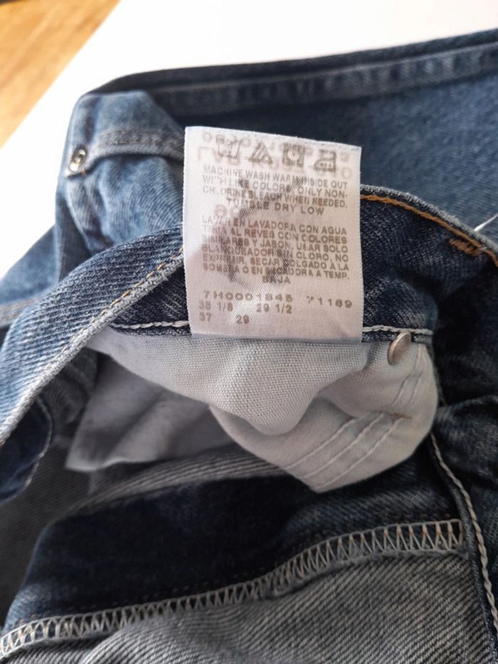 Jean wrangler court et large 36×29 - photo numéro 4
