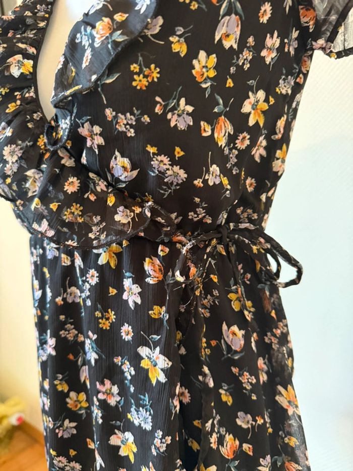 Robe d’été à fleur en très bon état tally weijl taille XS - photo numéro 5