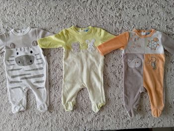 Lot 3 pyjamas 3 mois