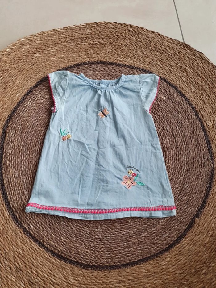 Jolie robe été taille 9 mois