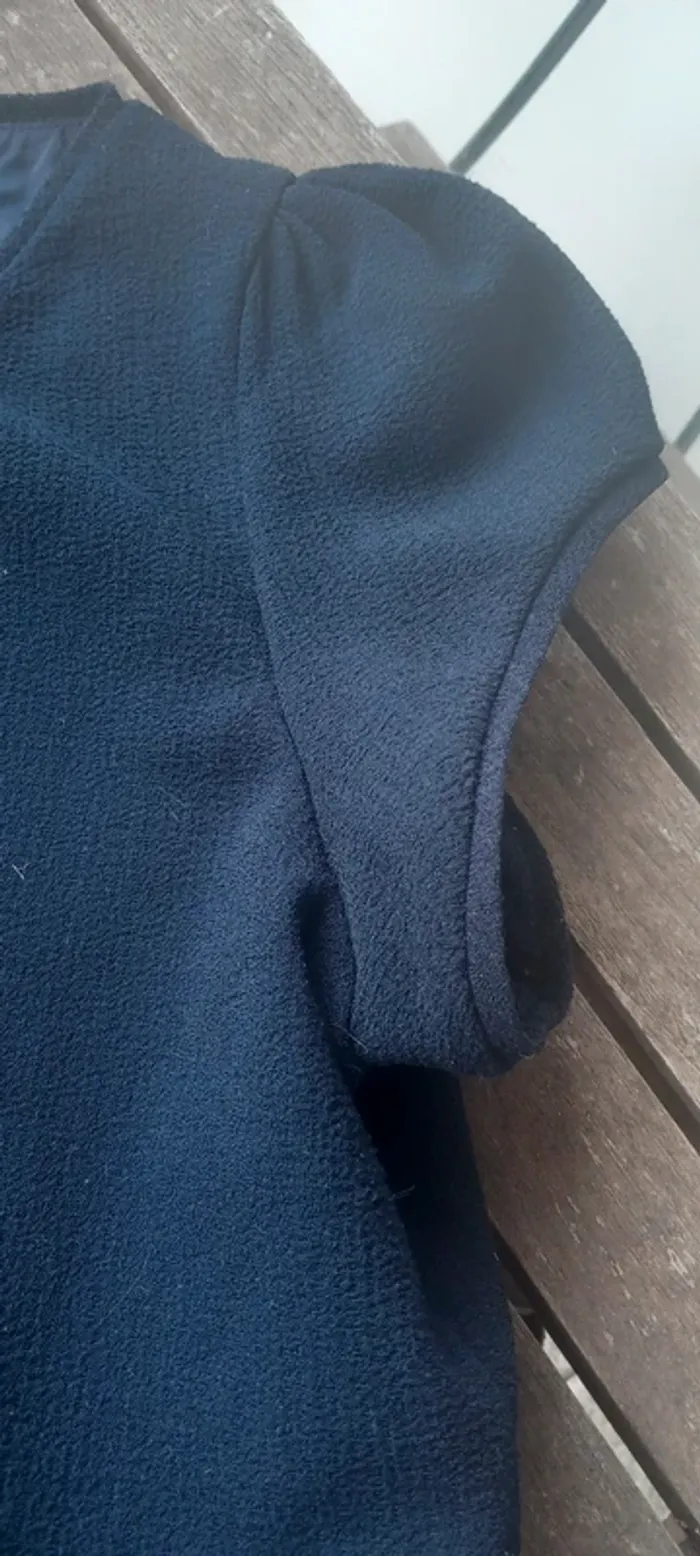 Robe bleue marine - photo numéro 3