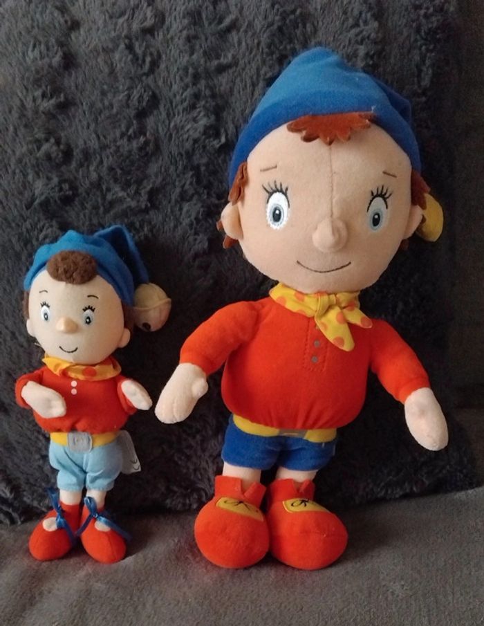 Lot de 2  doudous  peluches Oui Oui