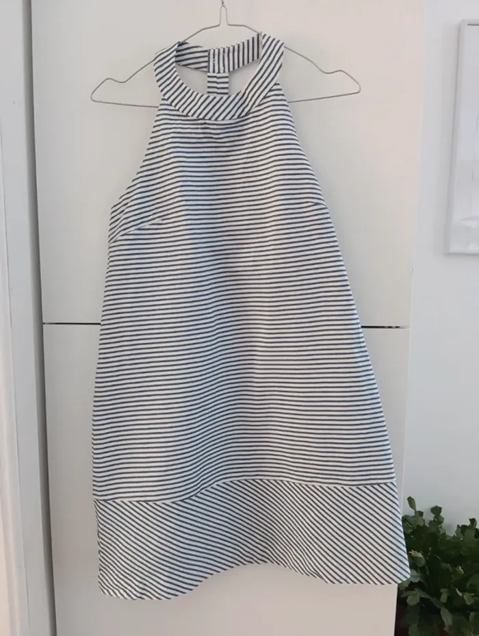 Robe en coton légère à fines rayures bleues taille XS