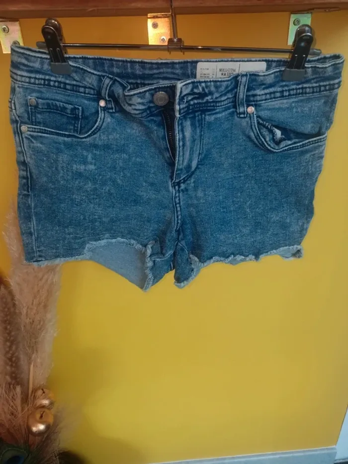 Short en jean taille 36 marque Esmara