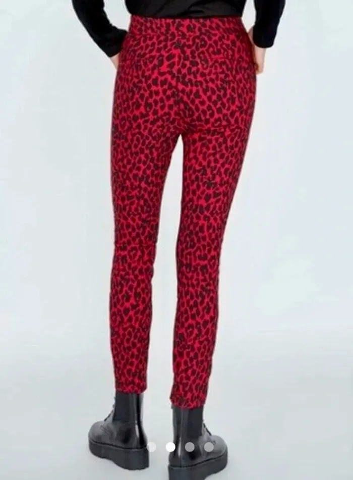 Slim léopard rouge Zara - photo numéro 3
