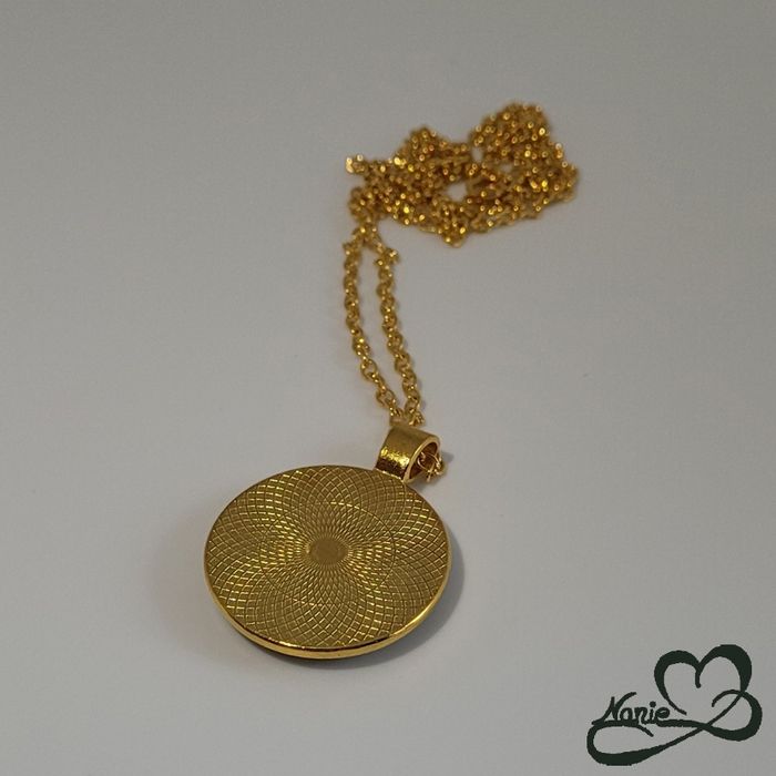 Sautoir doré avec des mosaïques et paillettes vertes - photo numéro 4