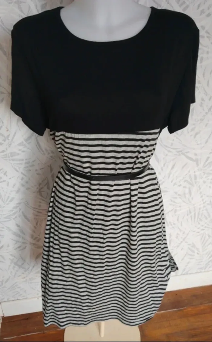 Superbe robe marinière été femme grande taille 42 44 46 48 - photo numéro 2