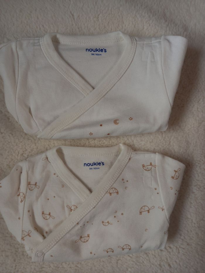Lot de 2 bodies manches longues 3 mois