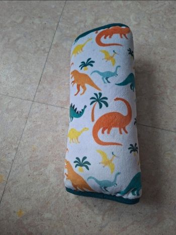Coussin pour ceinture de sécurité pour enfant
