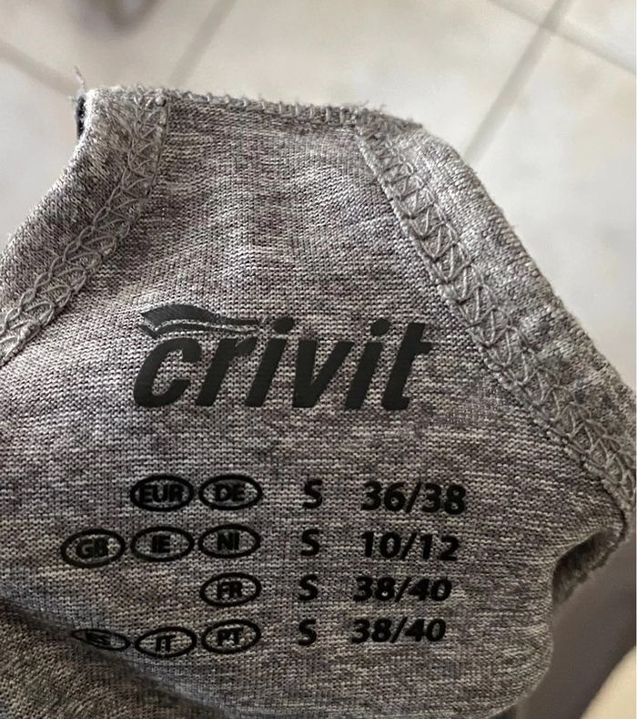 Debardeur gris crivit 36/38 - photo numéro 2