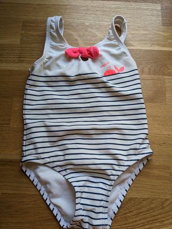 Maillot de bain blanc à rayures noires TAO