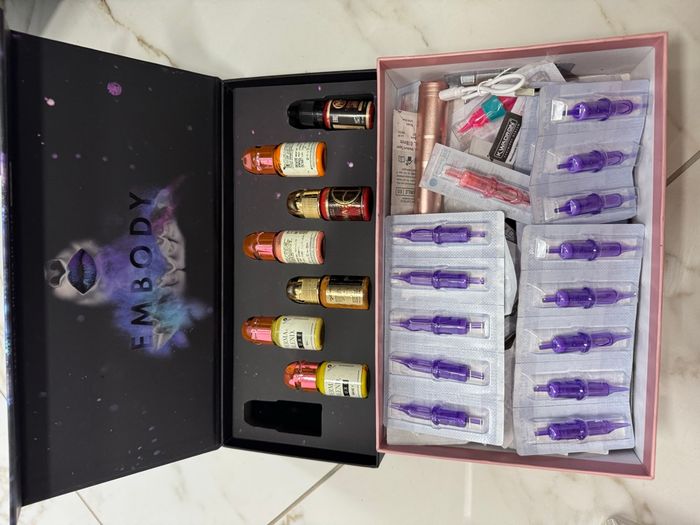 Stock et matériel extension de cils - photo numéro 3