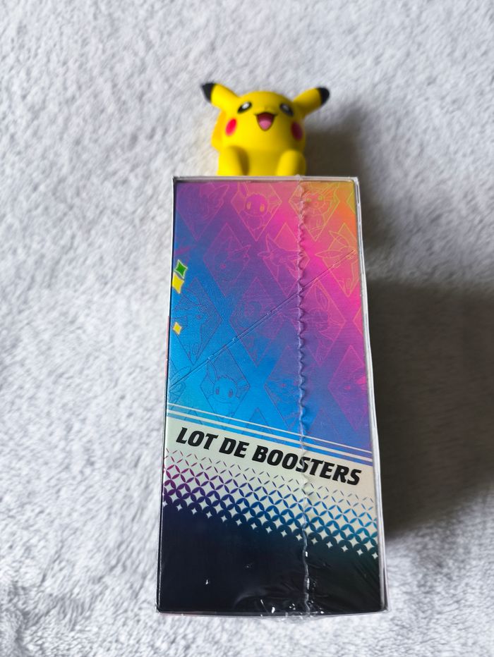 Bundle Pokémon 8.5 Évolutions Prismatiques - photo numéro 4