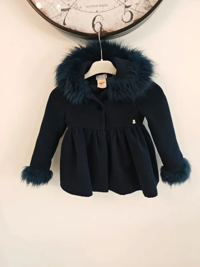 Manteau enfant bleu marine chic avec fausse fourrure 2 ans - photo numéro 2