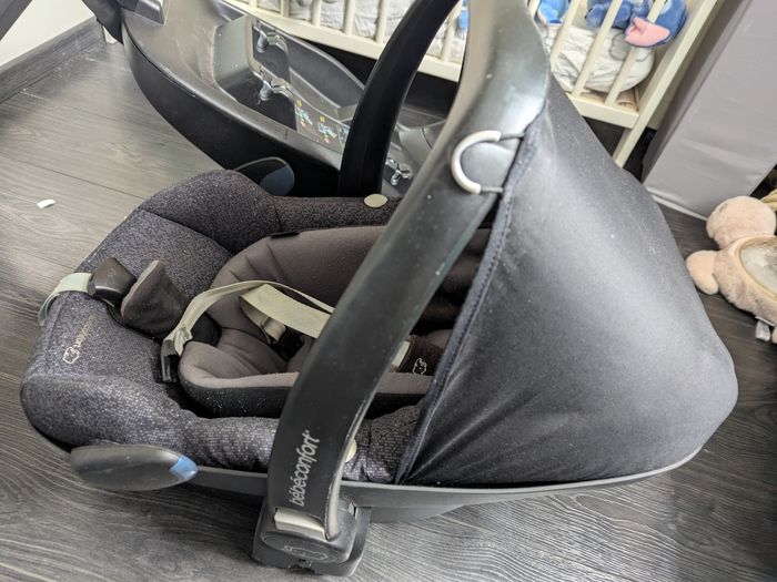 Ensemble siège auto + bras isofix - photo numéro 2