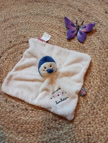 Doudou pingouin neuf