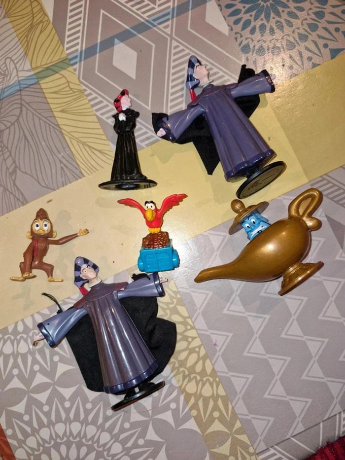 Lot 6 figurines aladdin - photo numéro 3