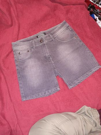 Short gris