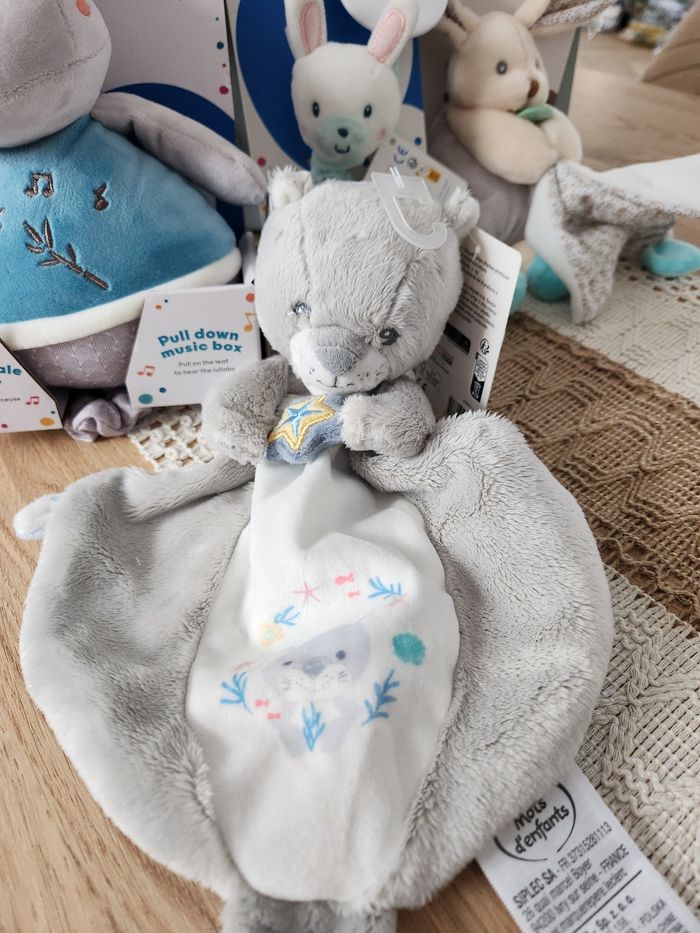 Lot de jouets bébé Neuf - photo numéro 9