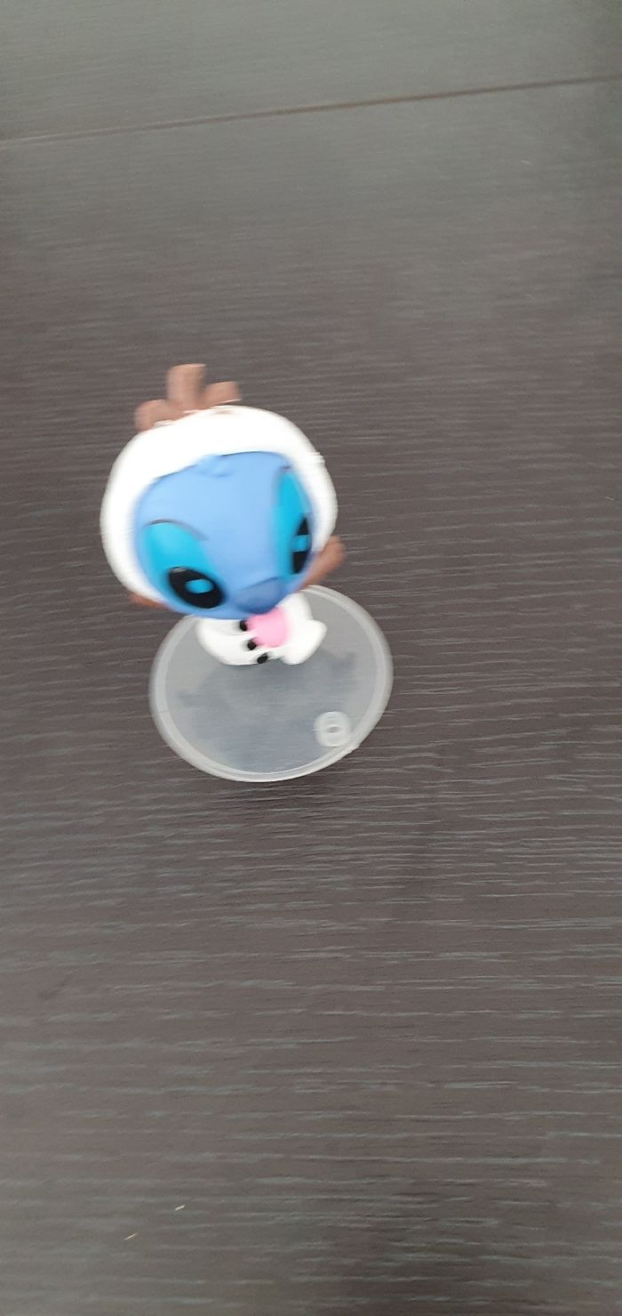 Figurine Stitch déguisé en Olaf - photo numéro 2