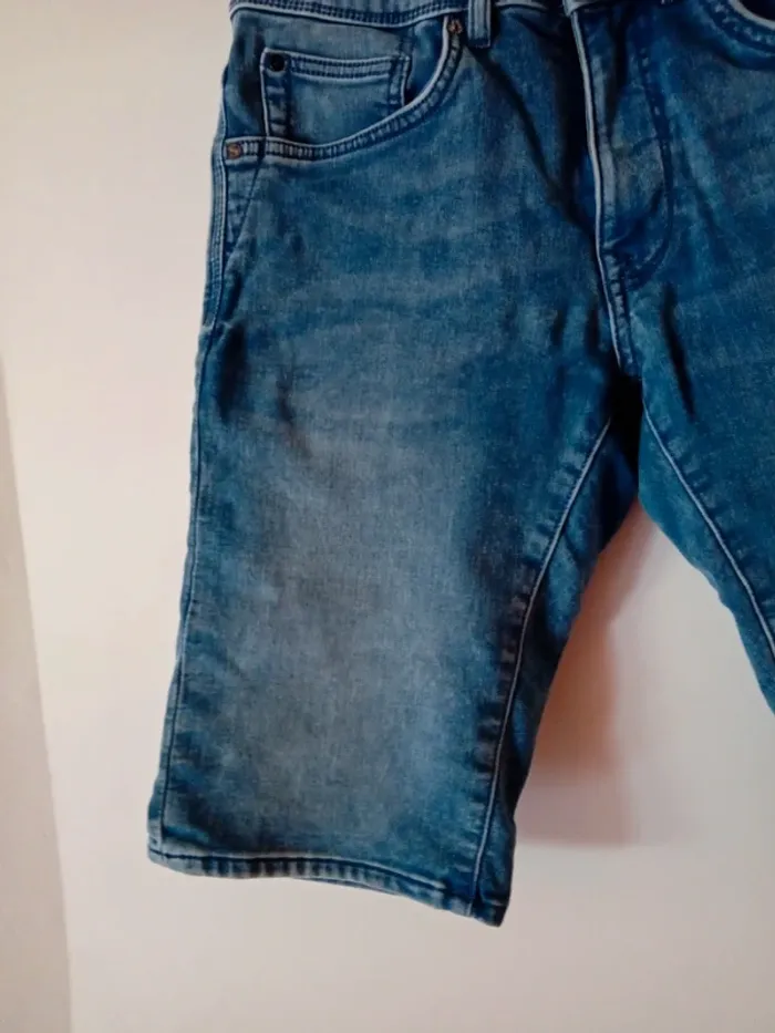 Joli bermuda bleu. Taille S. Petrol - photo numéro 5