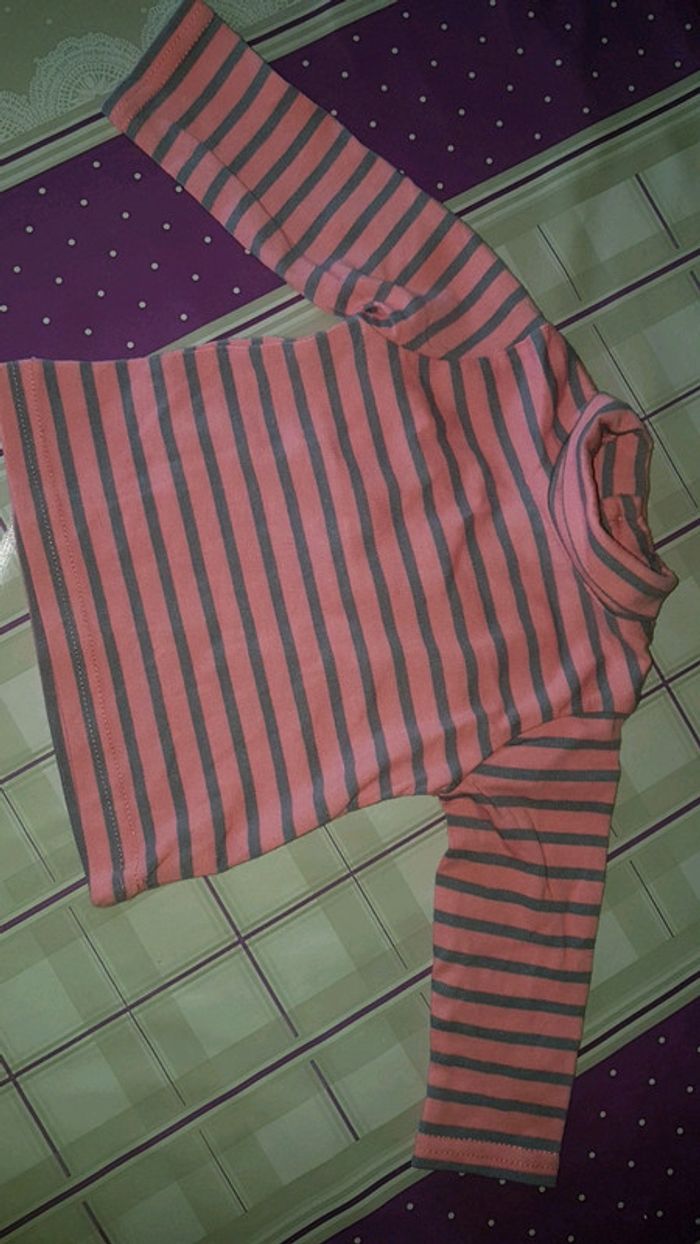 T-shirt col roulé 3mois 0€50 -50% dès 2 achetés