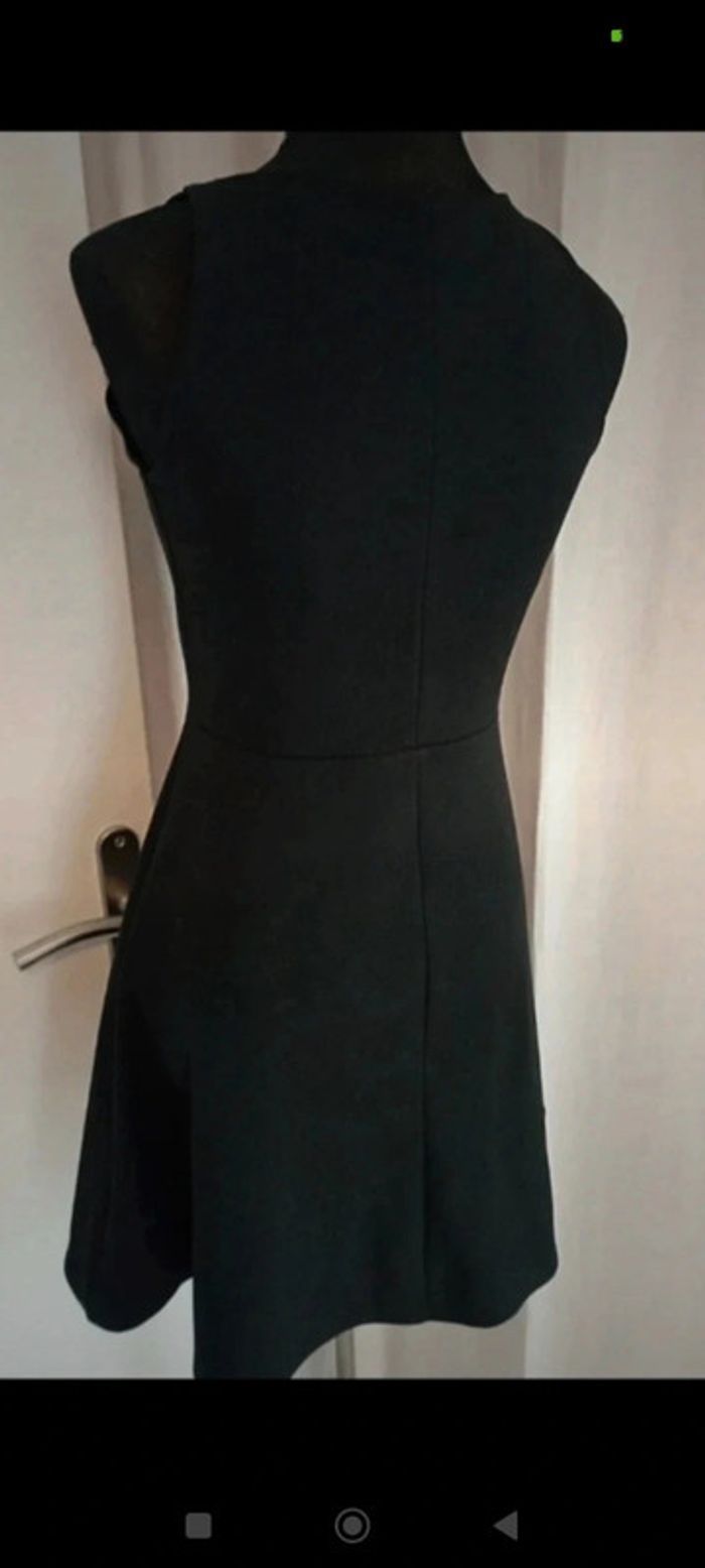 Robe noire👗 - photo numéro 5