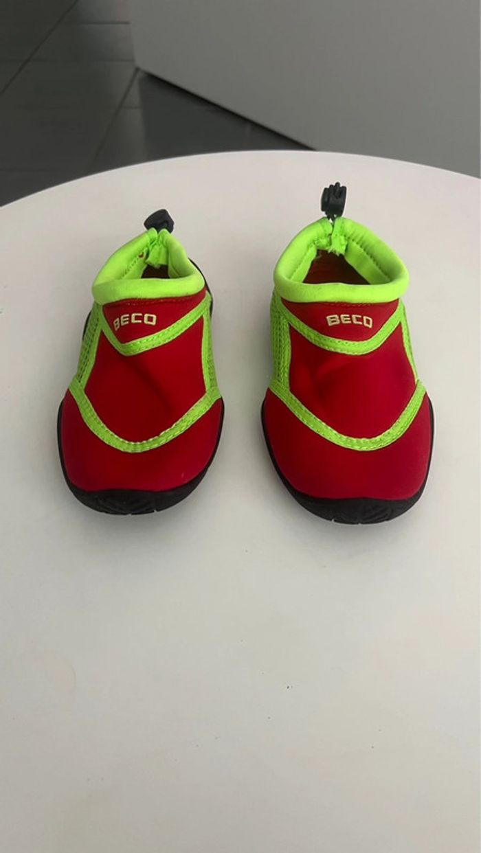 Chaussures aquatiques beco  en parfait état taille 31  avec serrage réglable - photo numéro 4