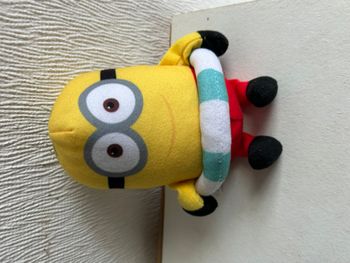 peluche les minions