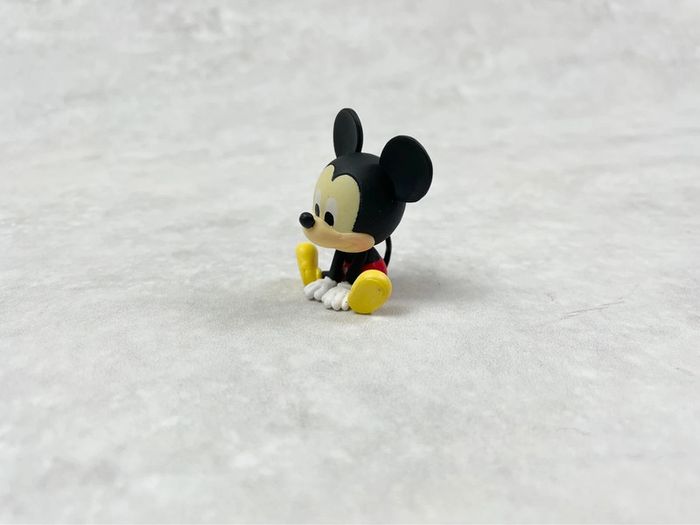 Petite figurine gashapon Disney Japon officiel Mickey Mouse - photo numéro 7