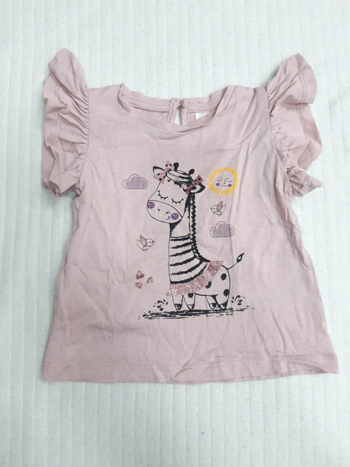 Tenue tee-shirt et short 6 mois - photo numéro 2